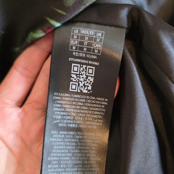 Women's Guess Black Red Rose Print Mini Dress Size M - Picture 9 of 13